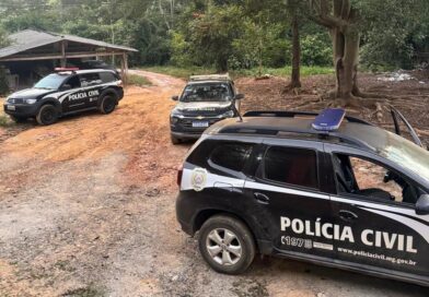 PC cumpre mandados na residência de empresário em Abre Campo