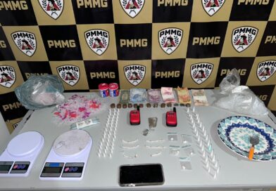 PM desarticula ponto de tráfico de drogas, apreende materiais e prende suspeito em Miradouro