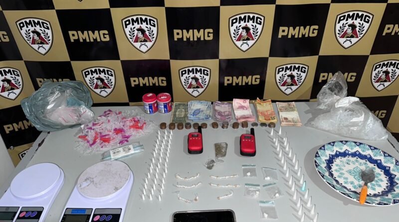PM desarticula ponto de tráfico de drogas, apreende materiais e prende suspeito em Miradouro