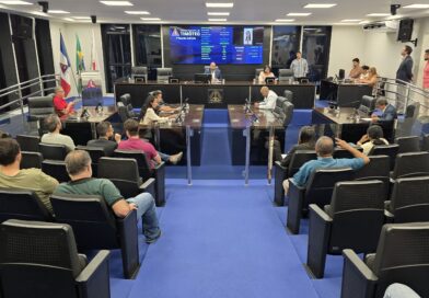 Câmara aprova convocação de Secretário Municipal de Administração e Gestão