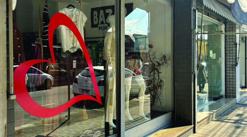 Comércio lojista do Vale do Aço funcionará até 20h nas vésperas do Dia dos Namorados Comércio lojista do Vale do Aço funcionará até 20h nas vésperas do Dia dos Namorados