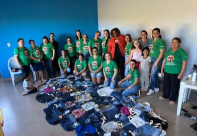 ​Projeto “Pelo Direito de Bem Viver” transforma resíduos de jeans em ecobolsas